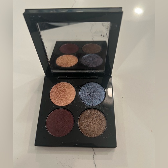 Pat McGRATH LABS Celestial Divinity Luxe Quad Interstellar Icon eyeshadow pallet - Picture 3 of 8